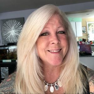 Meet your Posher, Cheryl